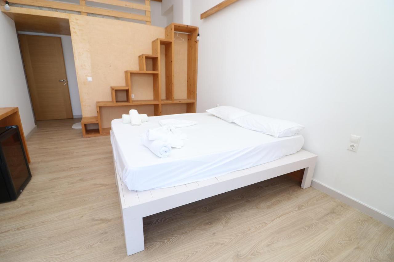 Himara Blue Rooms Aparthotel *