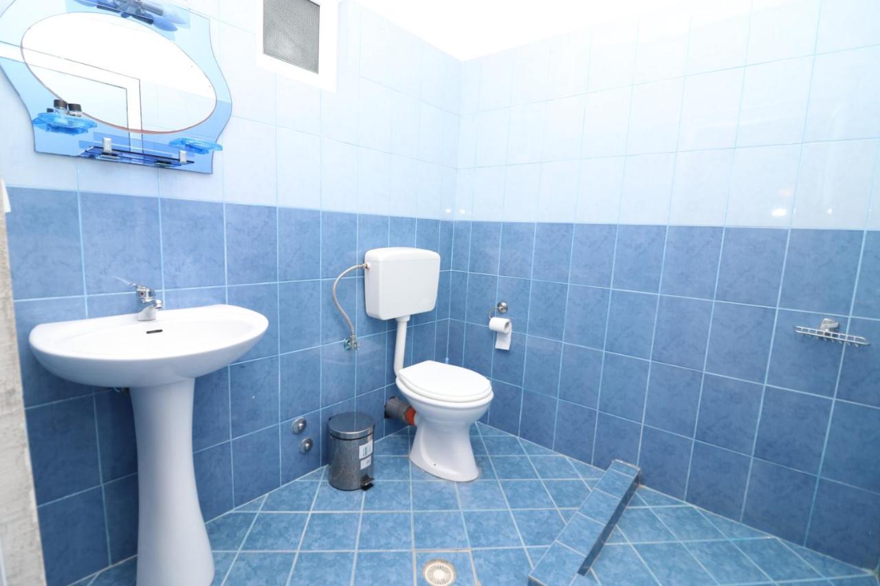 Himara Blue Rooms Aparthotel