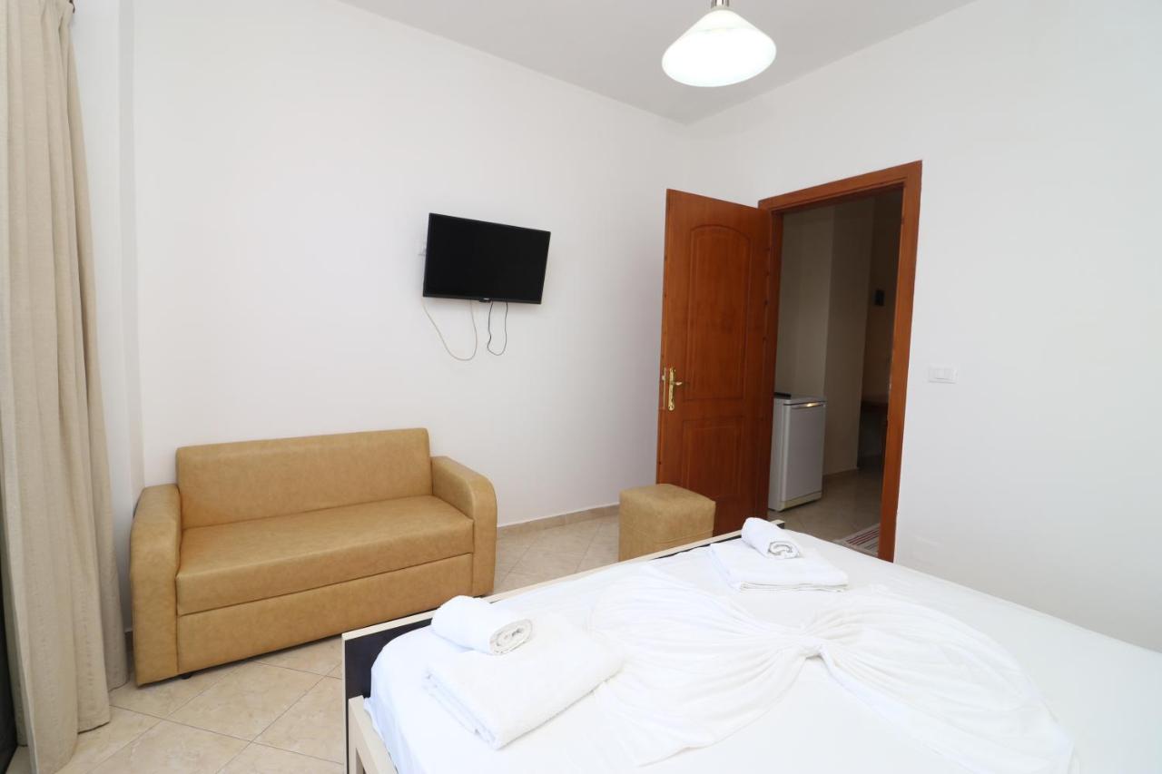 Himara Blue Rooms * Himare